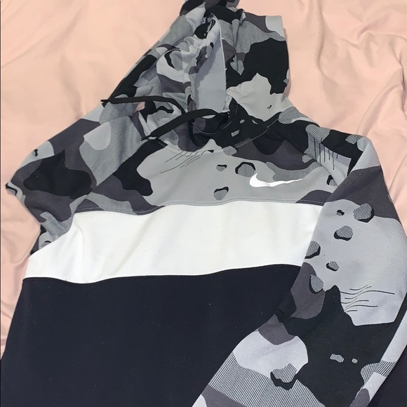 mens nike camo hoodie